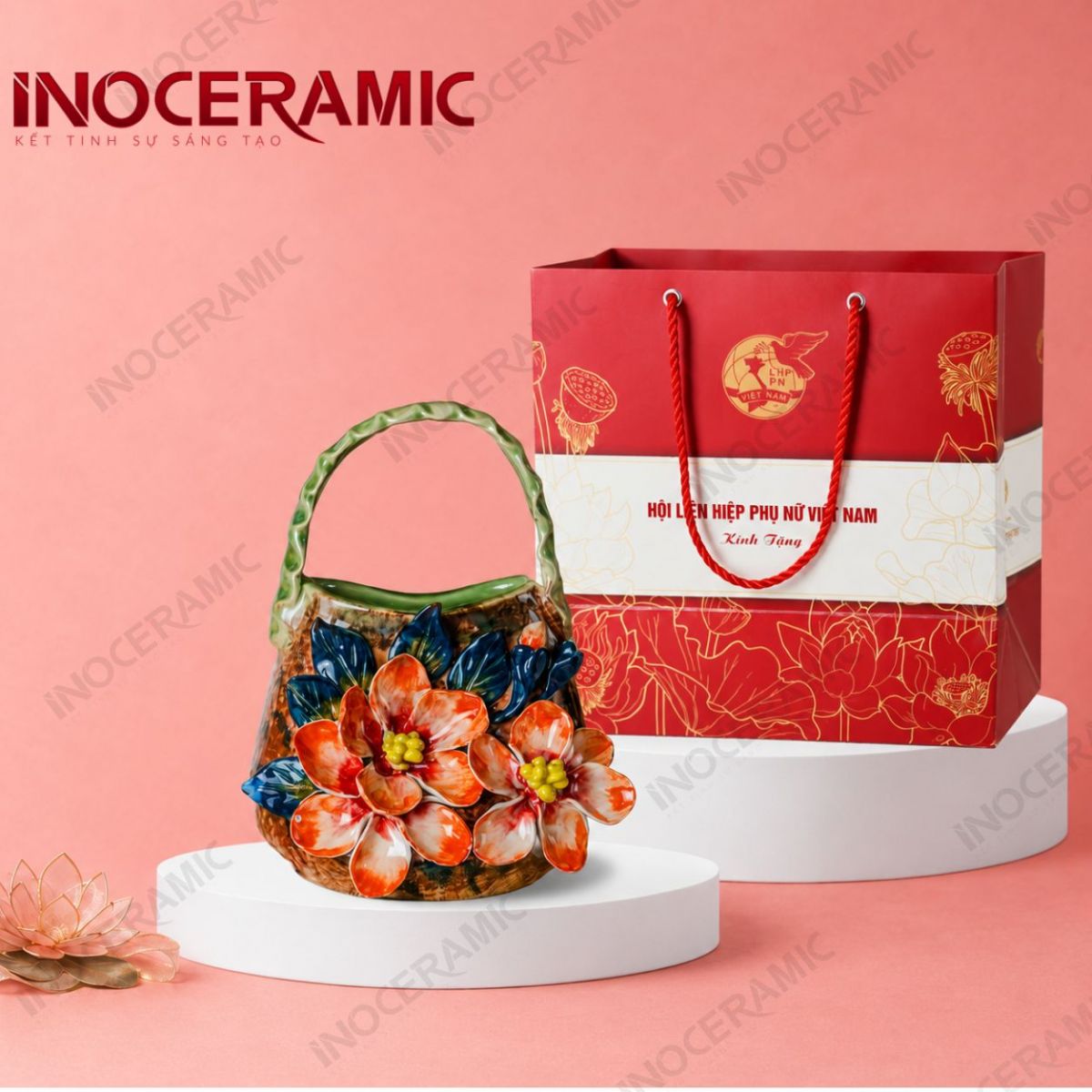 Giỏ hoa sứ Bát Tràng dáng túi xách đắp nổi - Quà tặng phụ nữ