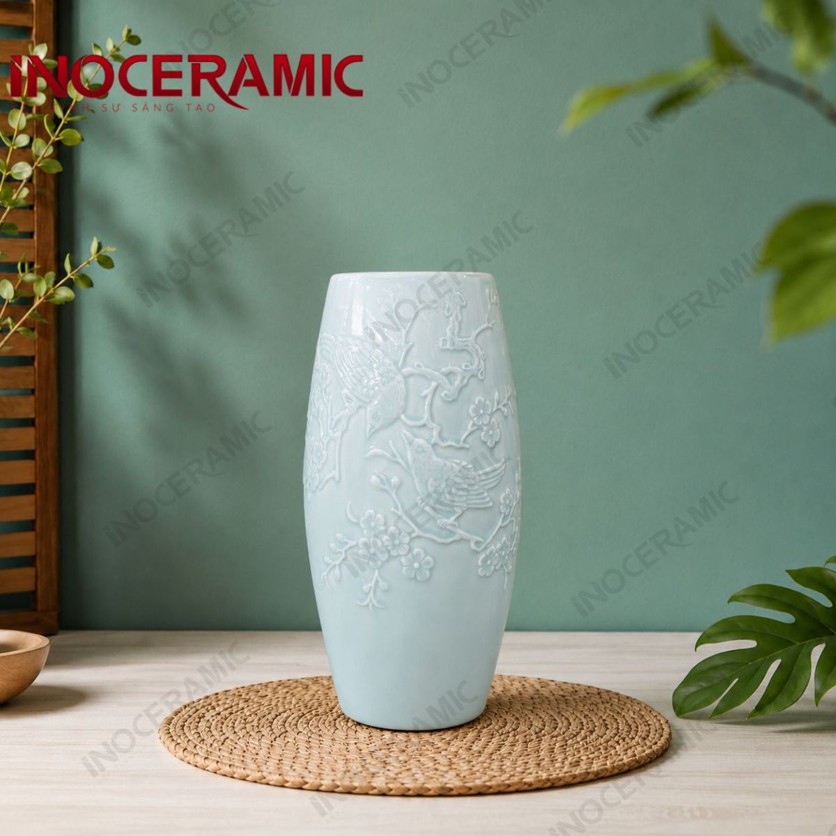 Lọ bom men ngọc khắc oanh đào