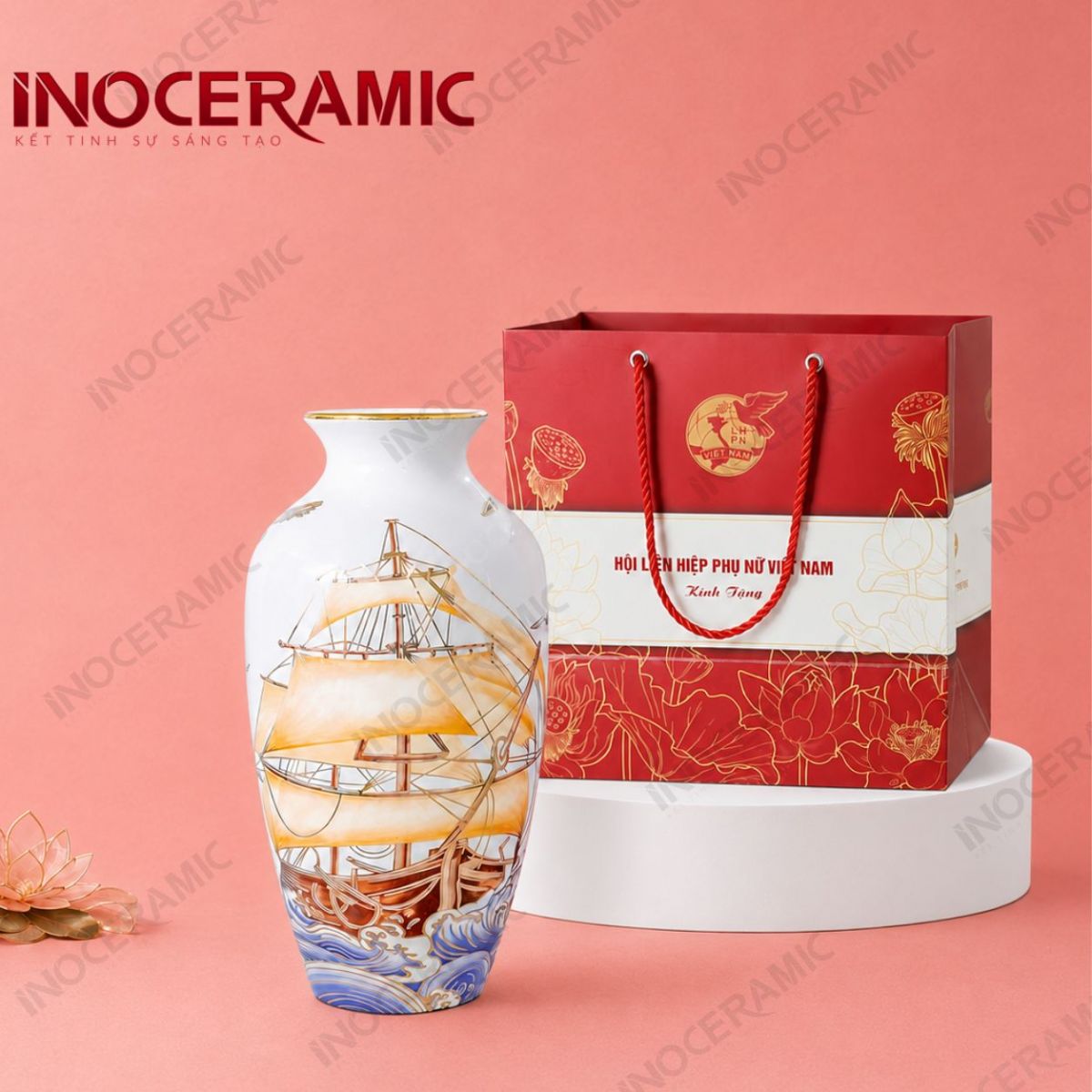 Lọ hoa thuận buồm vẽ vàng - Quà tặng phụ nữ