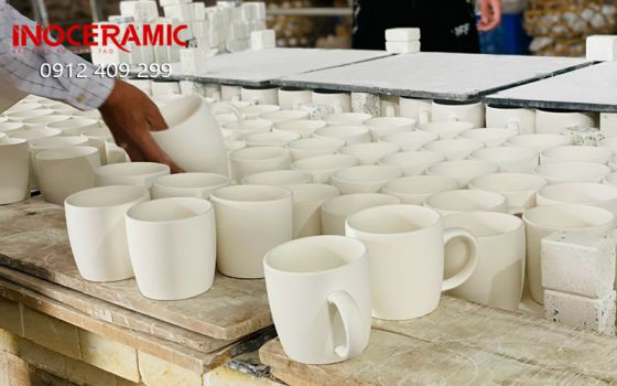 Quy trình sản xuất ly sứ trắng cao cấp chuẩn gốm sứ Bát Tràng
