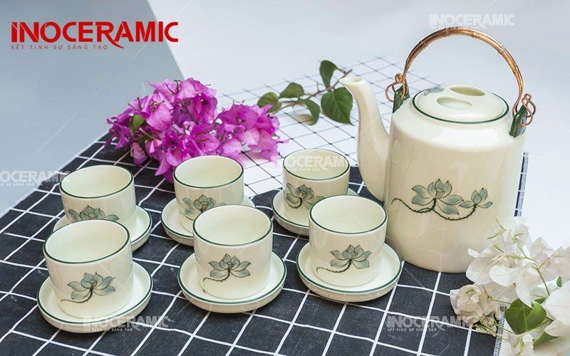 Bộ Ấm Tích Men Kem Vẽ Sen Xanh - Bộ ấm tích uống trà gốm sứ Bát Tràng