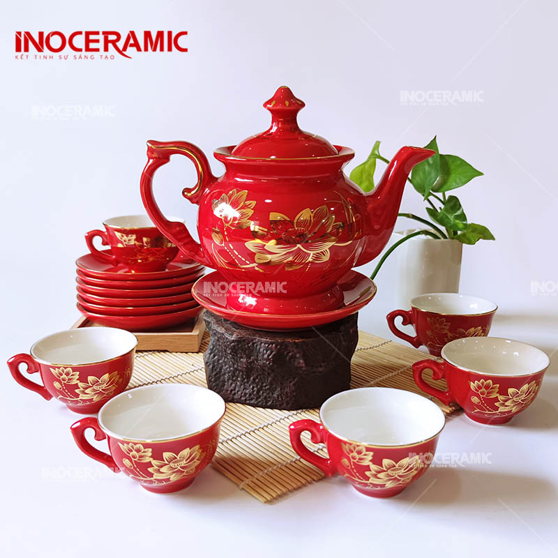 Bộ ấm chén quà tặng đại hội tráng men màu đỏ vẽ sen vàng cao cấp