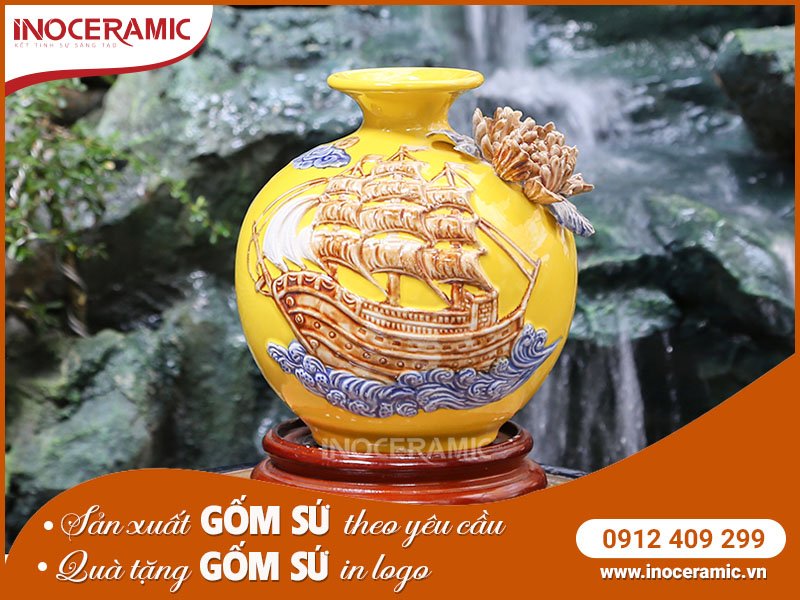 Bình Hút Lộc Thuận Buồm Xuôi Gió Vàng - Gốm sứ Bát Tràng