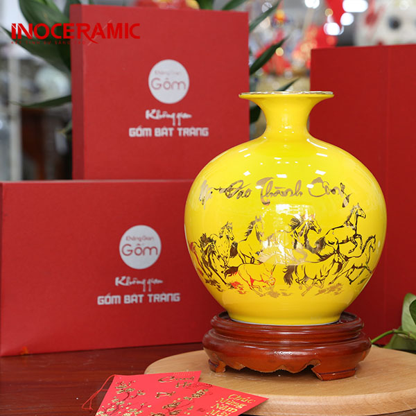 Quà tăng 8/3 cho khách hàng nữ - INOCERAMIC