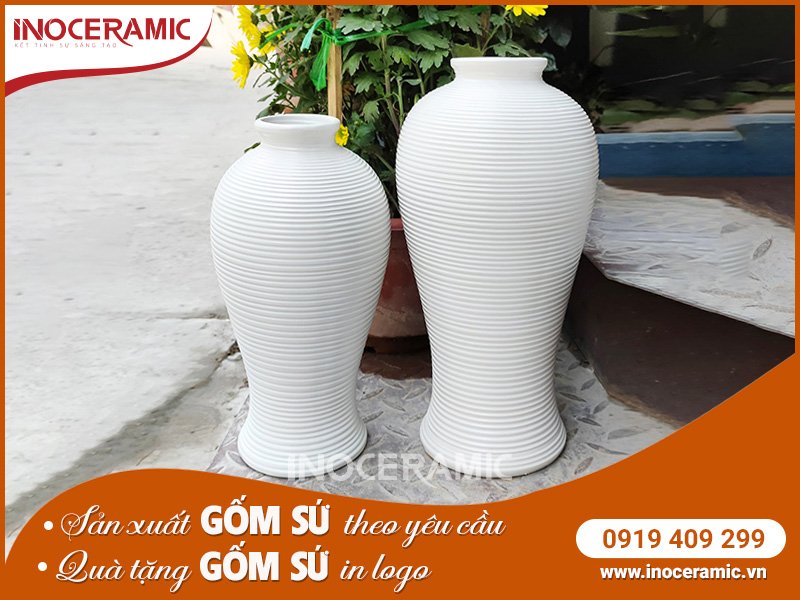 Lọ Hoa Sứ Trắng Mẫu 3 - Gốm sứ Bát Tràng