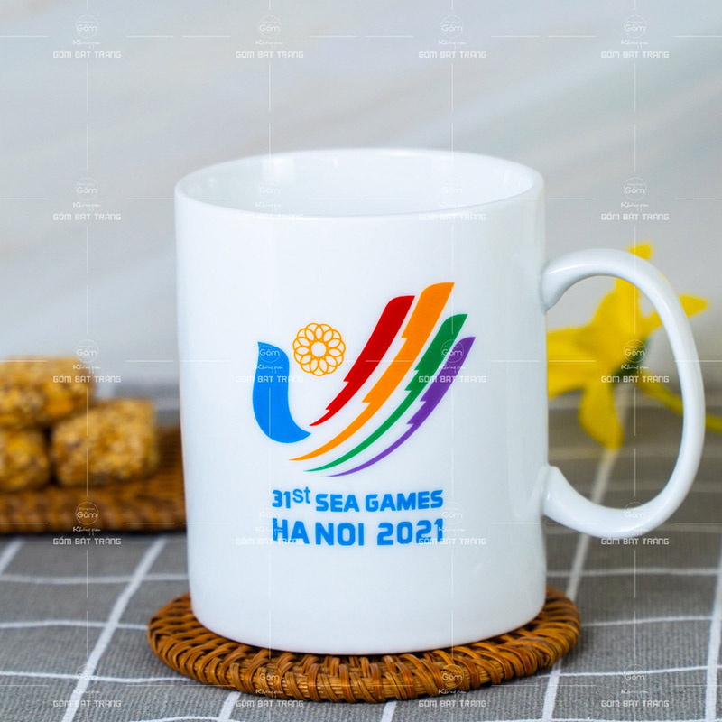 Ly trụ sứ trắng in logo Seagame 2022