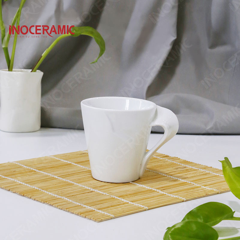 Ly Vát Quai Xoắn