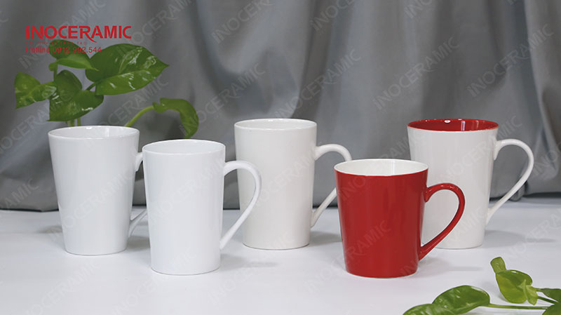 Ly sứ trắng in logo làm quà tặng