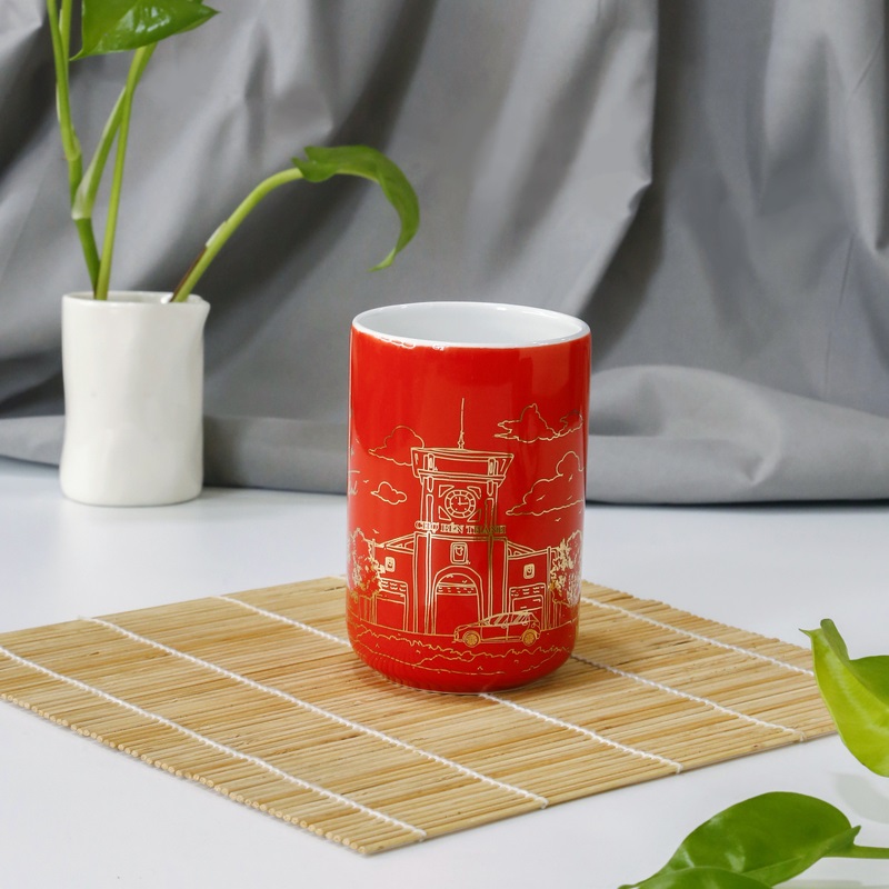 Ly Trụ Vẽ Cảnh Đỏ
