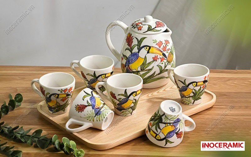Thiết kế khay đựng đồng bộ sang trọng nâng tầm bộ bình nước vẽ tay