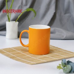 Ly Trụ Quai C Men Matt Cam
